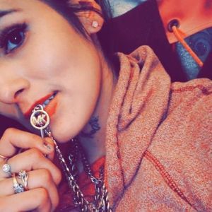 Meet your Posher, Vicki